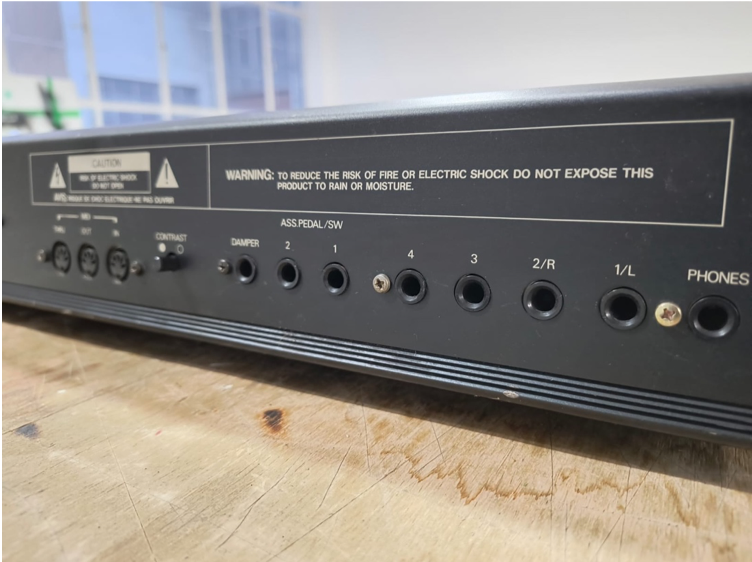TECLADO KORG WS1 WAV ESTATION (USADO)