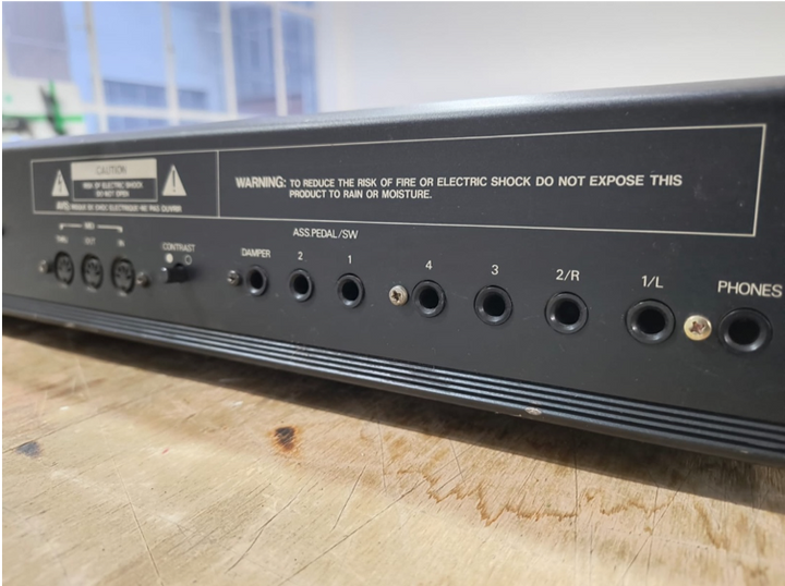 TECLADO KORG WS1 WAV ESTATION (USADO)