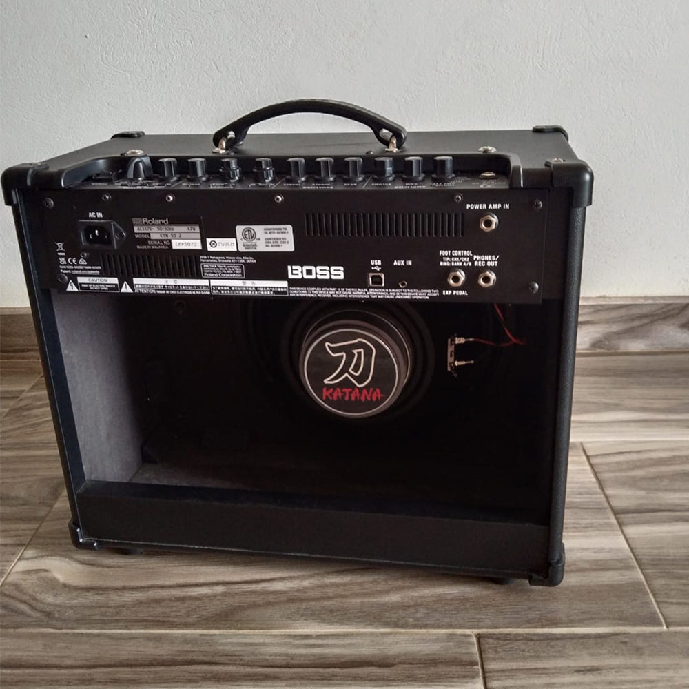 AMPLIFICADOR DE GUITARRA ELECTRICA BOSS KATANA 50 MKII (USADO)