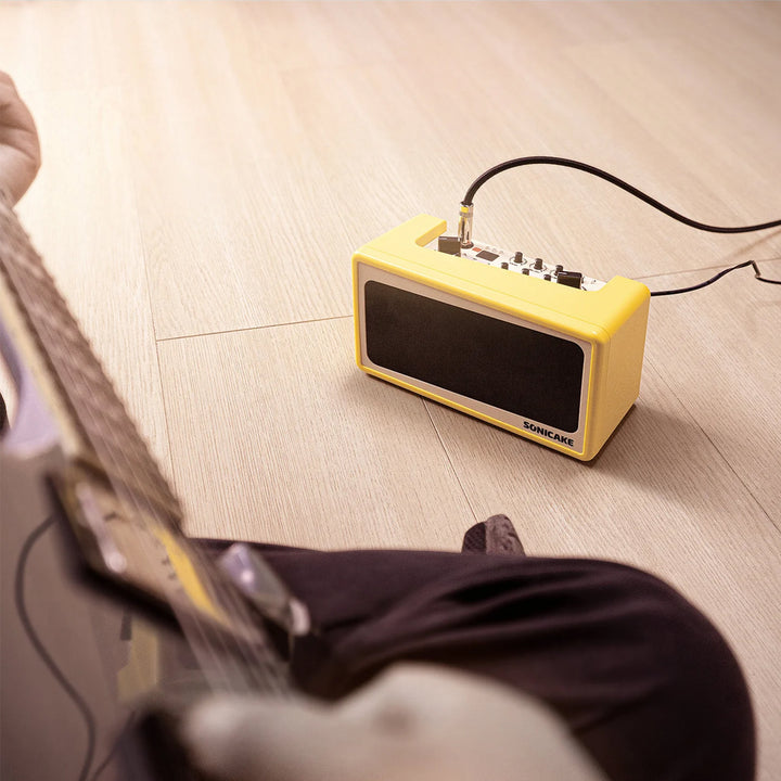 AMPLIFICADOR GUITARRA ELECTRICA SONICAKE,  9 WATT, 2 X 2.5", AMP TOAST QAM-50