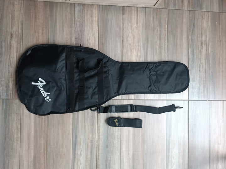 GUITARRA ELECTRICA EN COMBO FENDER SQUIER BULLET (USADA)